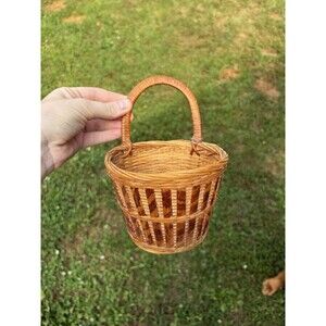 Wicker Decorative Hanging Basket with Handle